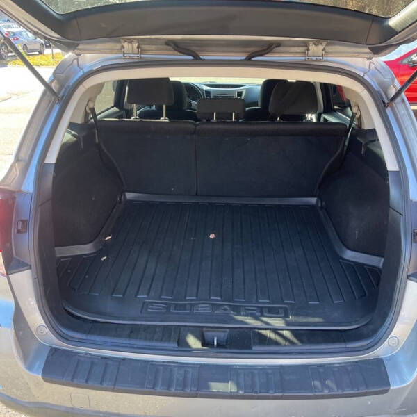 2010 Subaru Outback 2.5i Premium