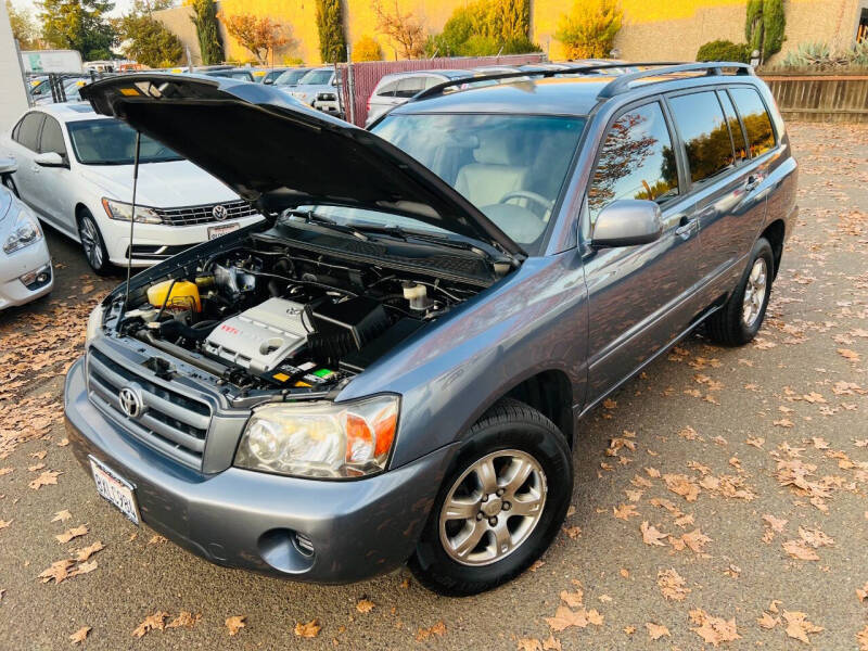 2005 Toyota Highlander null photo 10