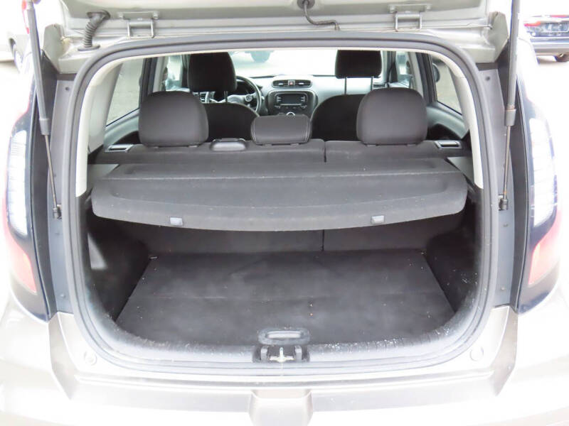 2017 Kia Soul +