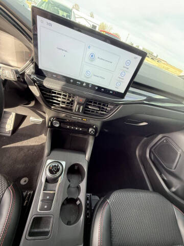 2024 Ford Escape ST-Line