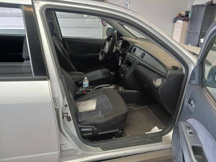 2003 Mitsubishi Outlander LS