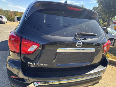 2020 Nissan Pathfinder SL