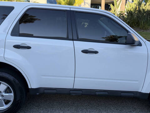 2011 Ford Escape XLS