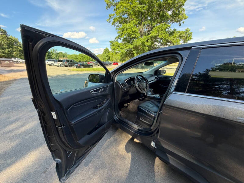 2018 Ford Edge Titanium