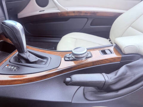 2011 BMW 3 Series 328i