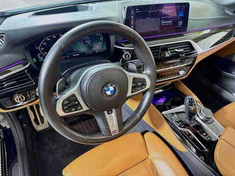 2022 BMW 5 Series M550i xDrive
