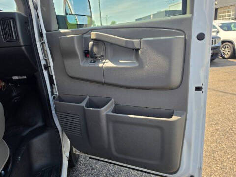 2021 Chevrolet Express 2500