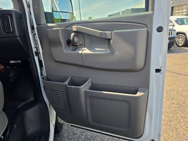 2021 Chevrolet Express 2500