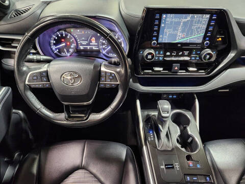 2022 Toyota Highlander XSE