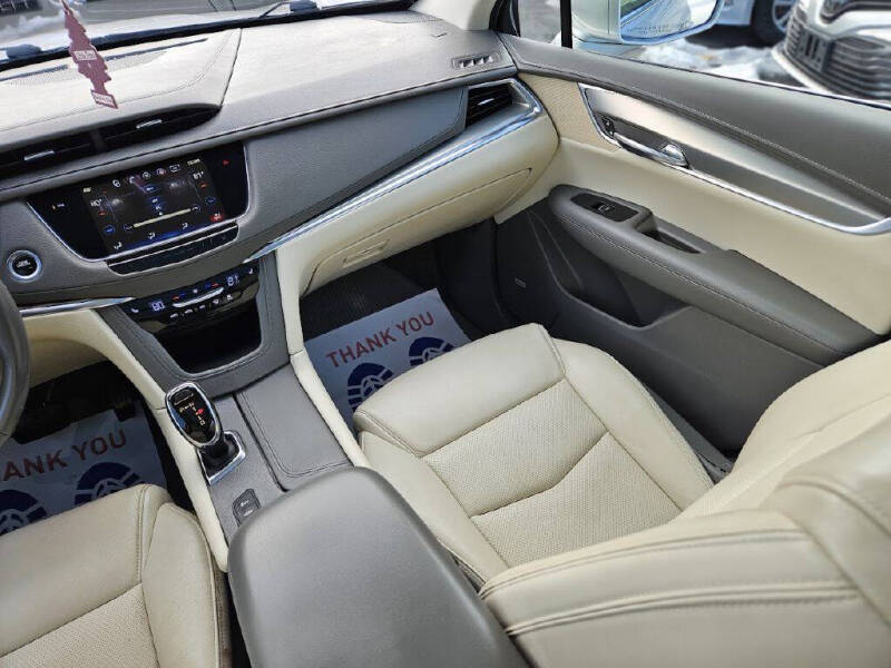 2018 Cadillac XT5 Luxury