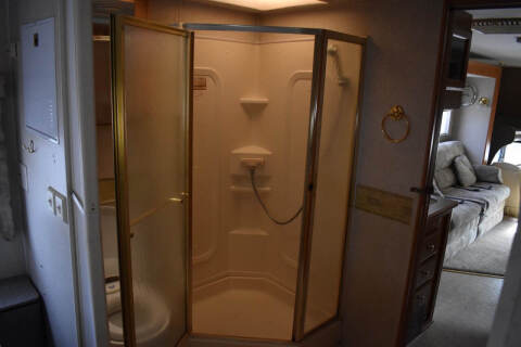 2002 Ford E-Series E-450 SD