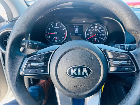2020 Kia Forte FE