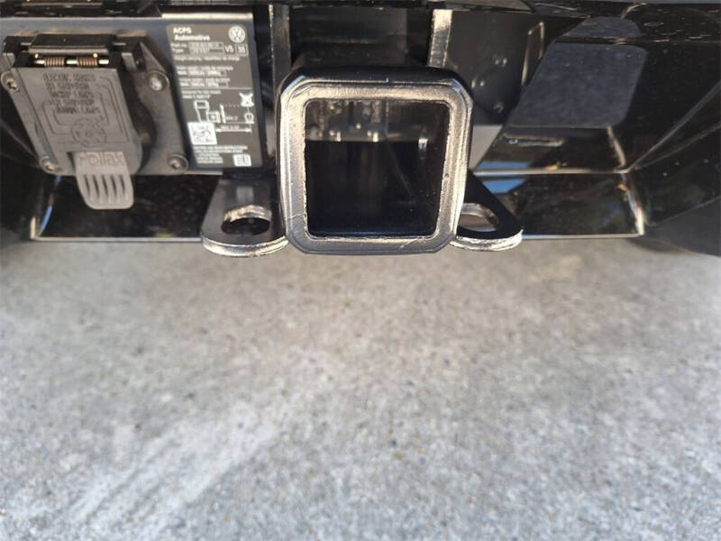 2026 Volkswagen Atlas Cross Sport SEL R-Line Black 4Motion