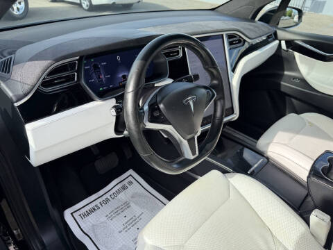 2016 Tesla Model X 90D