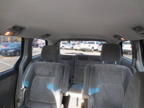 2010 Toyota Sienna LE 8-Passenger