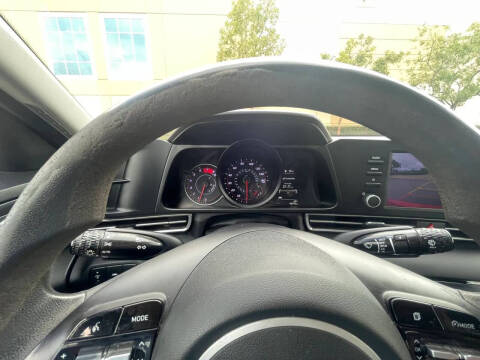2022 Hyundai Elantra