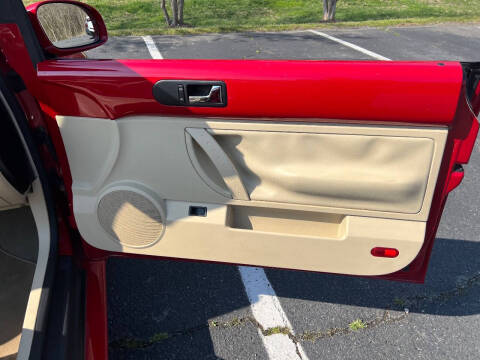 2009 Volkswagen New Beetle Convertible