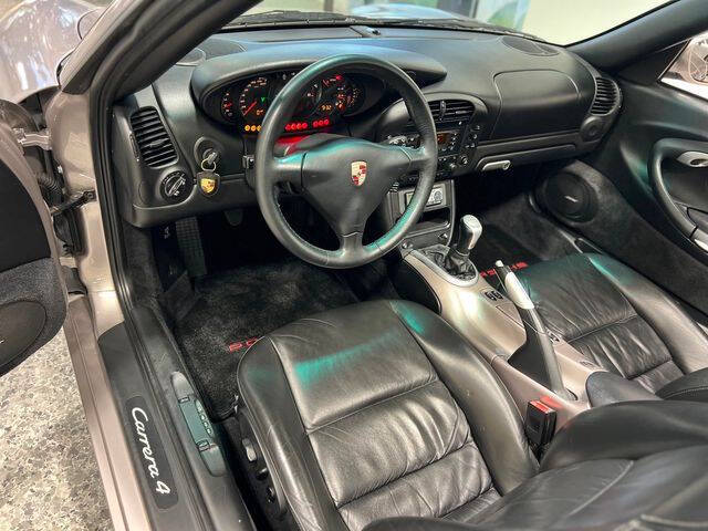 2002 Porsche 911 Carrera 4