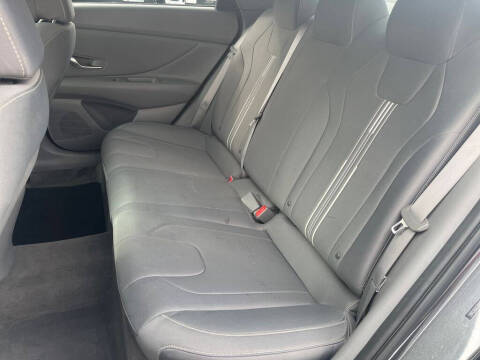2021 Hyundai Elantra