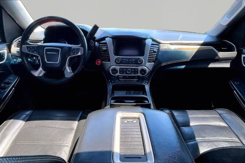 2017 GMC Yukon Denali