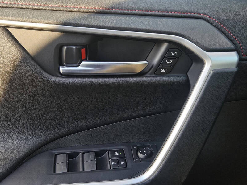 2025 Toyota RAV4 Plug-in Hybrid XSE