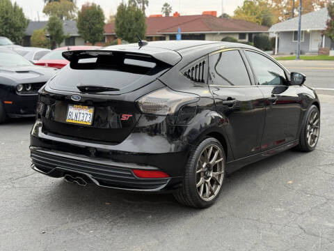 2018 Ford Focus ST