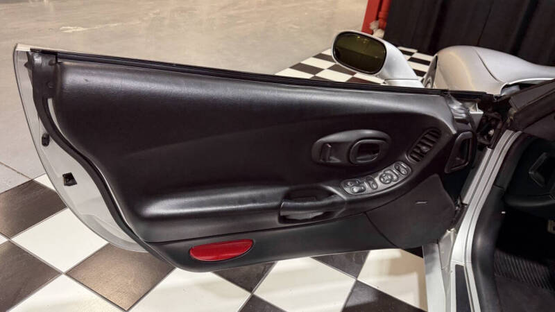 2002 Chevrolet Corvette