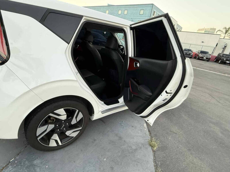 2023 Kia Soul GT-Line