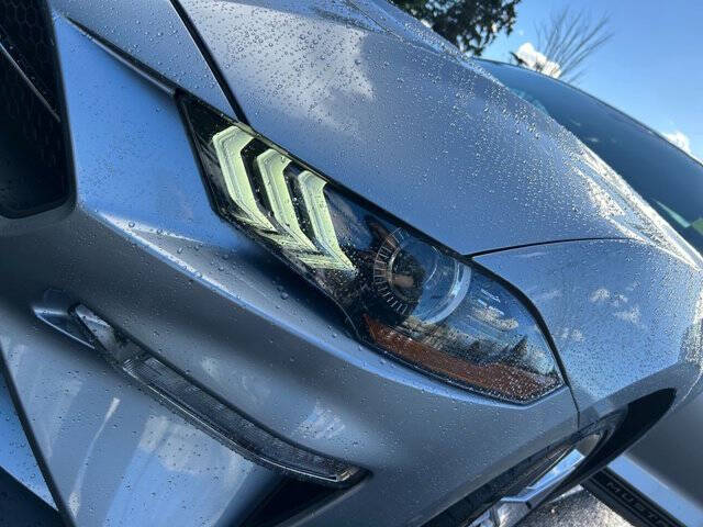 2020 Ford Mustang EcoBoost