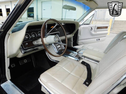 1966 Ford Thunderbird