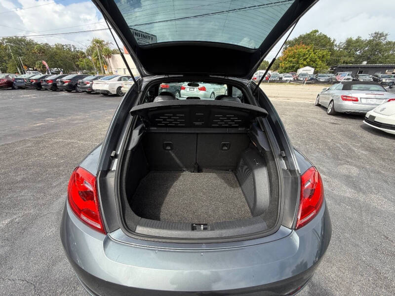 2013 Volkswagen Beetle R-Line PZEV