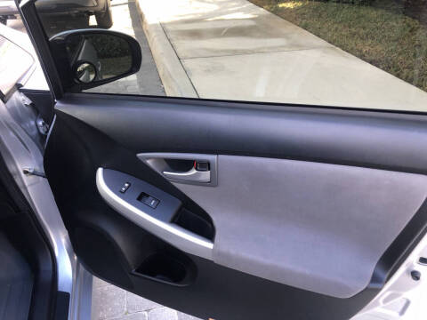 2012 Toyota Prius Two