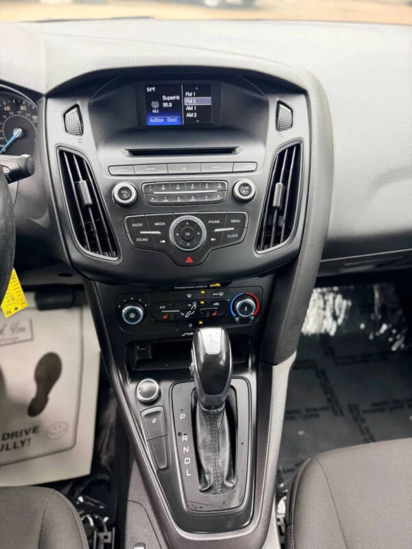 2015 Ford Focus SE