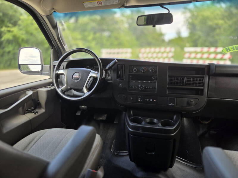 2019 GMC Savana 2500