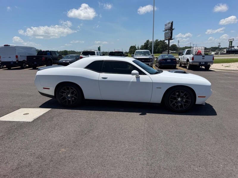 2016 Dodge Challenger R/T Plus Shaker