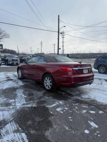 2011 Chrysler 200 Touring
