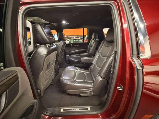 2017 Cadillac Escalade ESV Platinum