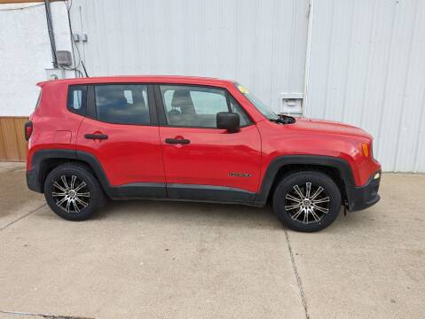 2015 Jeep Renegade for sale at Parkway Motors in Osage Beach MO