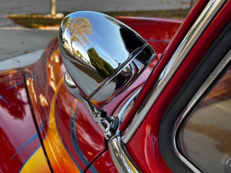 1949 Oldsmobile Futuramic 76