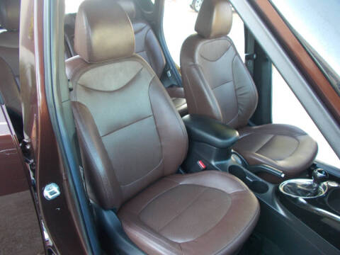 2017 Kia Soul +