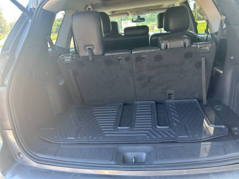 2017 Nissan Pathfinder Platinum