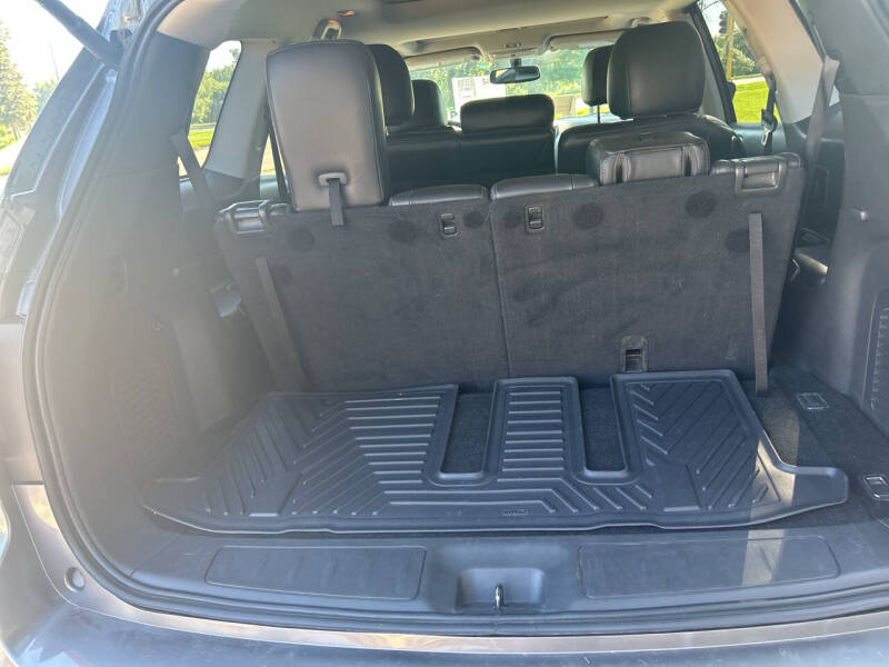 2017 Nissan Pathfinder Platinum