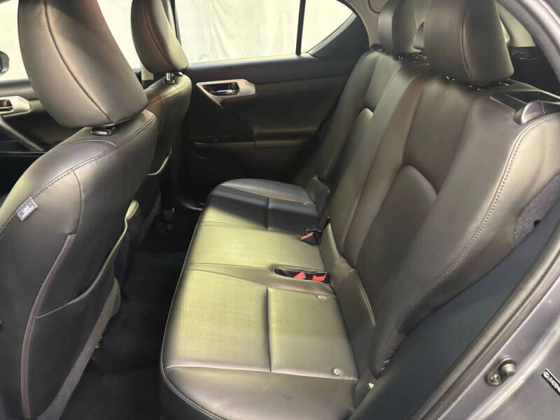2013 Lexus CT 200h