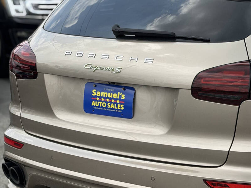 2015 Porsche Cayenne S E-Hybrid