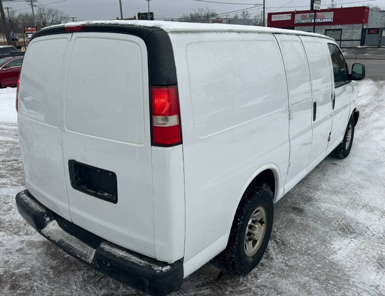 2016 Chevrolet Express 2500