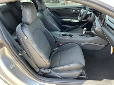 2025 Ford Mustang EcoBoost