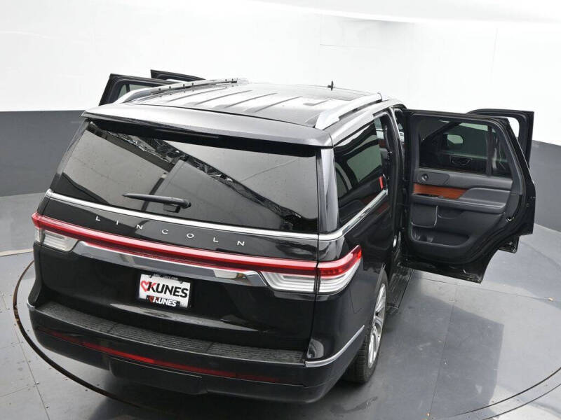 2024 Lincoln Navigator Premiere