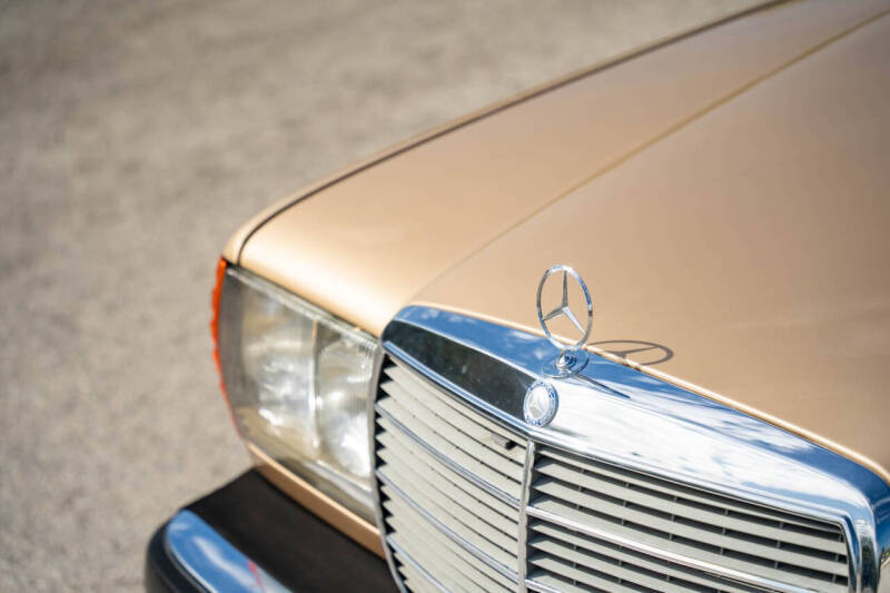 1981 Mercedes-Benz 300-Class 300 TD