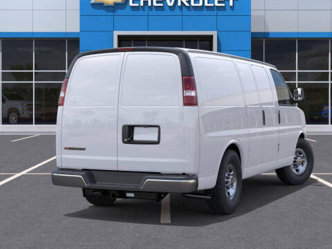 2025 Chevrolet Express 3500
