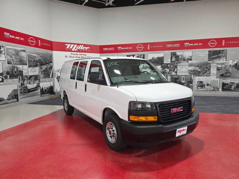 2026 GMC Savana 3500